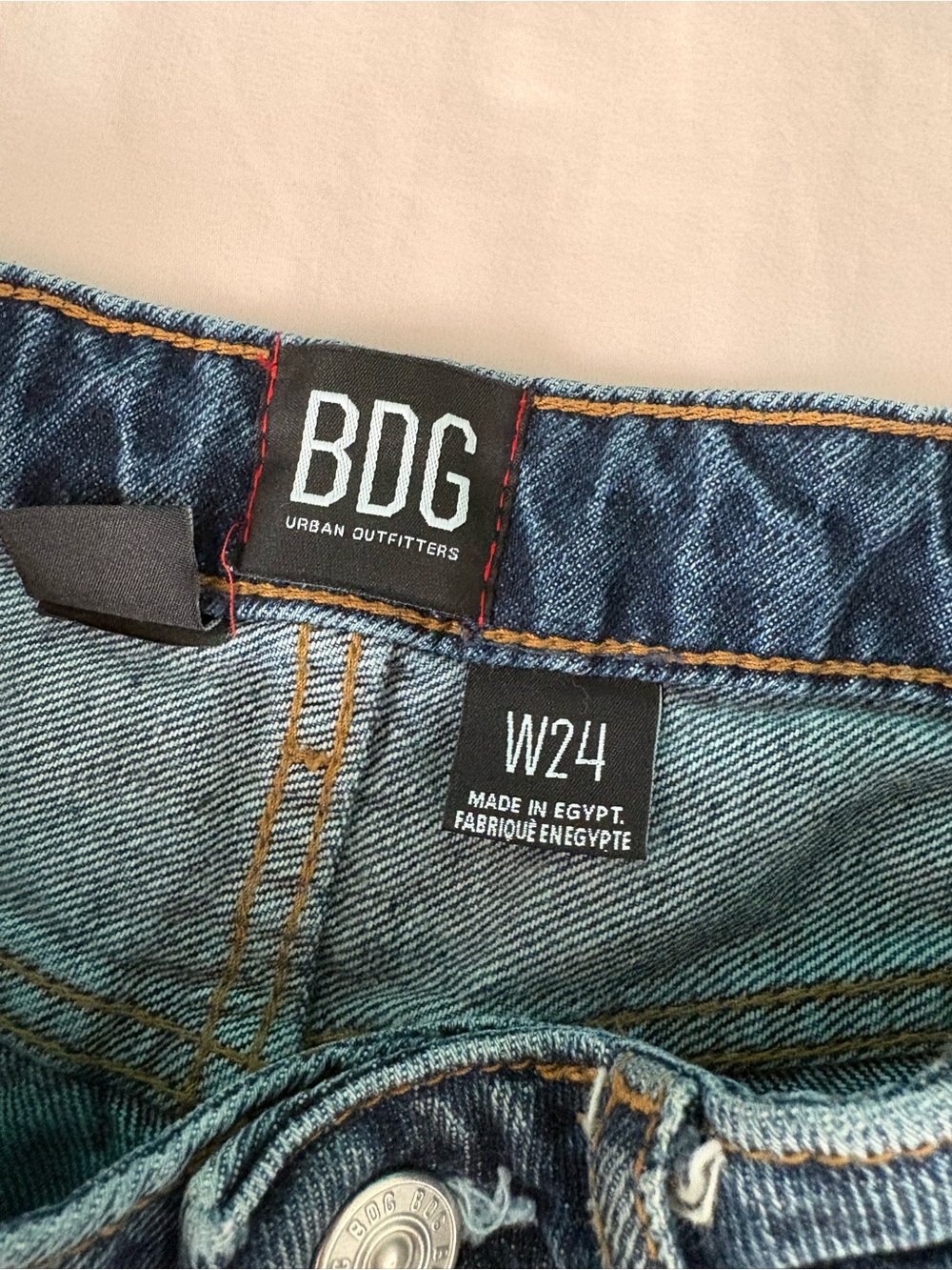 BDG High-Rise Denim Jeans in Blue with Contrast Stitching